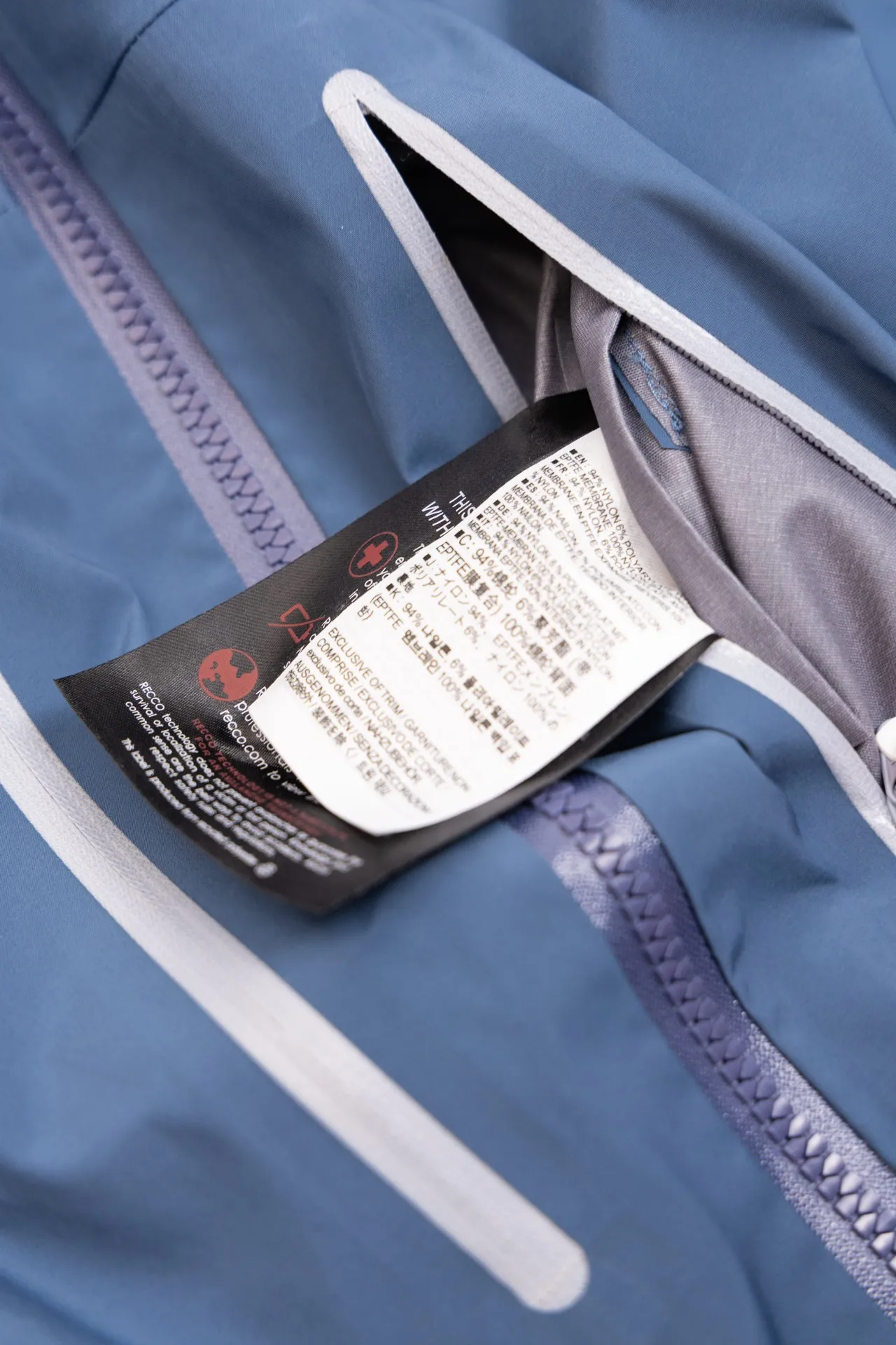 Quality ARC'TERYX SV Arcteryx Alpha SV GTX Same Style S XXL Premium ～ ！ ， 。 Recco ， ， ！ Authentic Gore-Tex ： 100% ＋ ＋20d ( )＋ Authentic ！ ！ ～ ， 。 。 ， ， ， 。 ， Quality 。 😊 Quality ！ Size：S/M/L/XL/XXL ： 81 83 86 88 90 ：117 122 128 132 136 ： 59 61 64 66 68 ： 53 55 58 60 62 S 80-120 M 110-150 L 140-170 XL 160 XXL 180 os ～